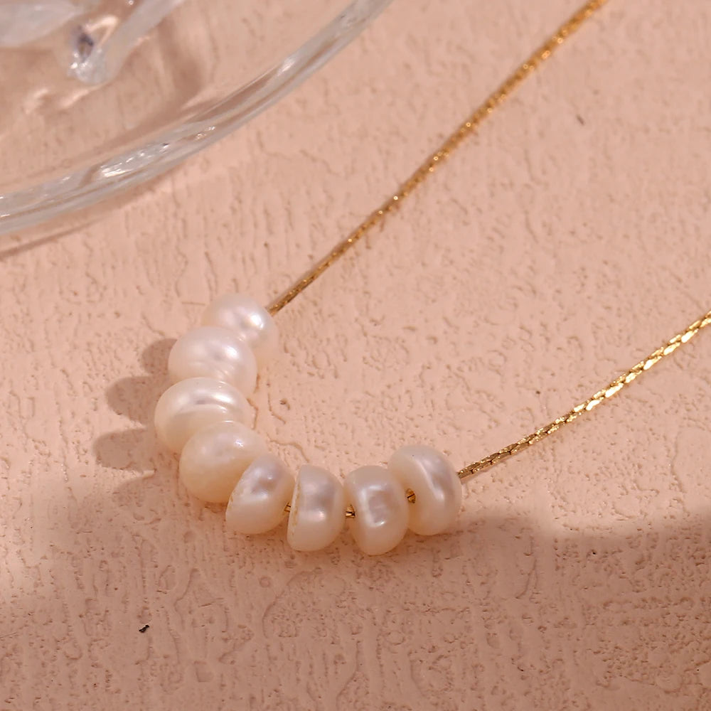 Dainty Pearl Necklace