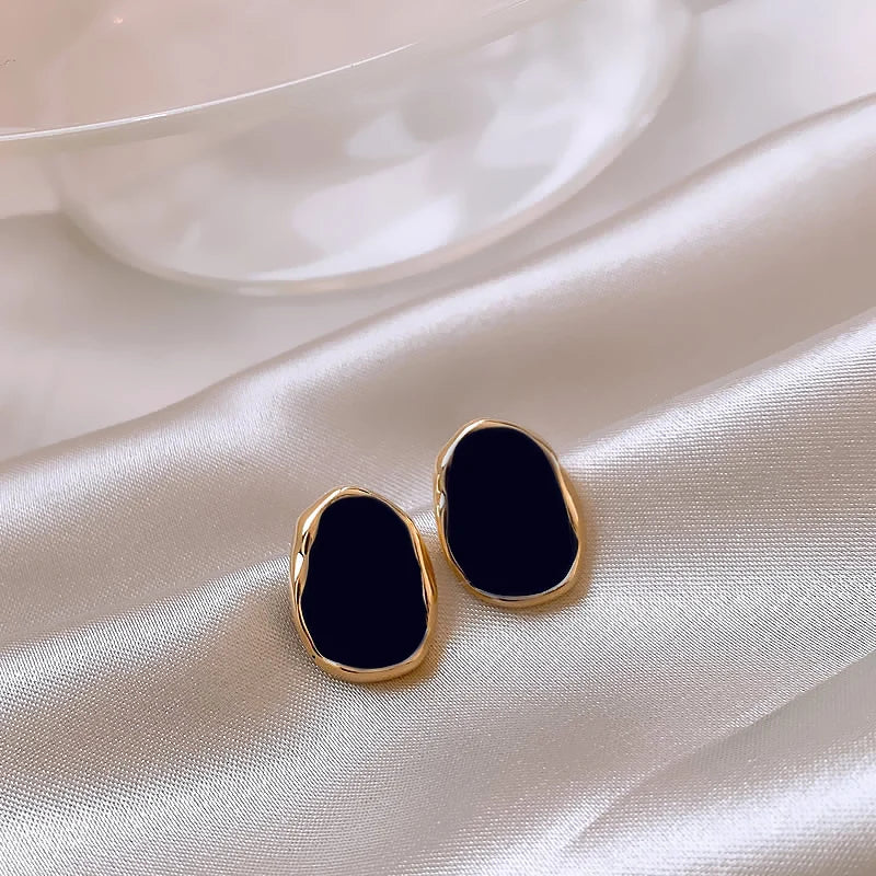 Luxury Black Geometric Earrings