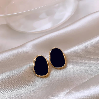 Luxury Black Geometric Earrings