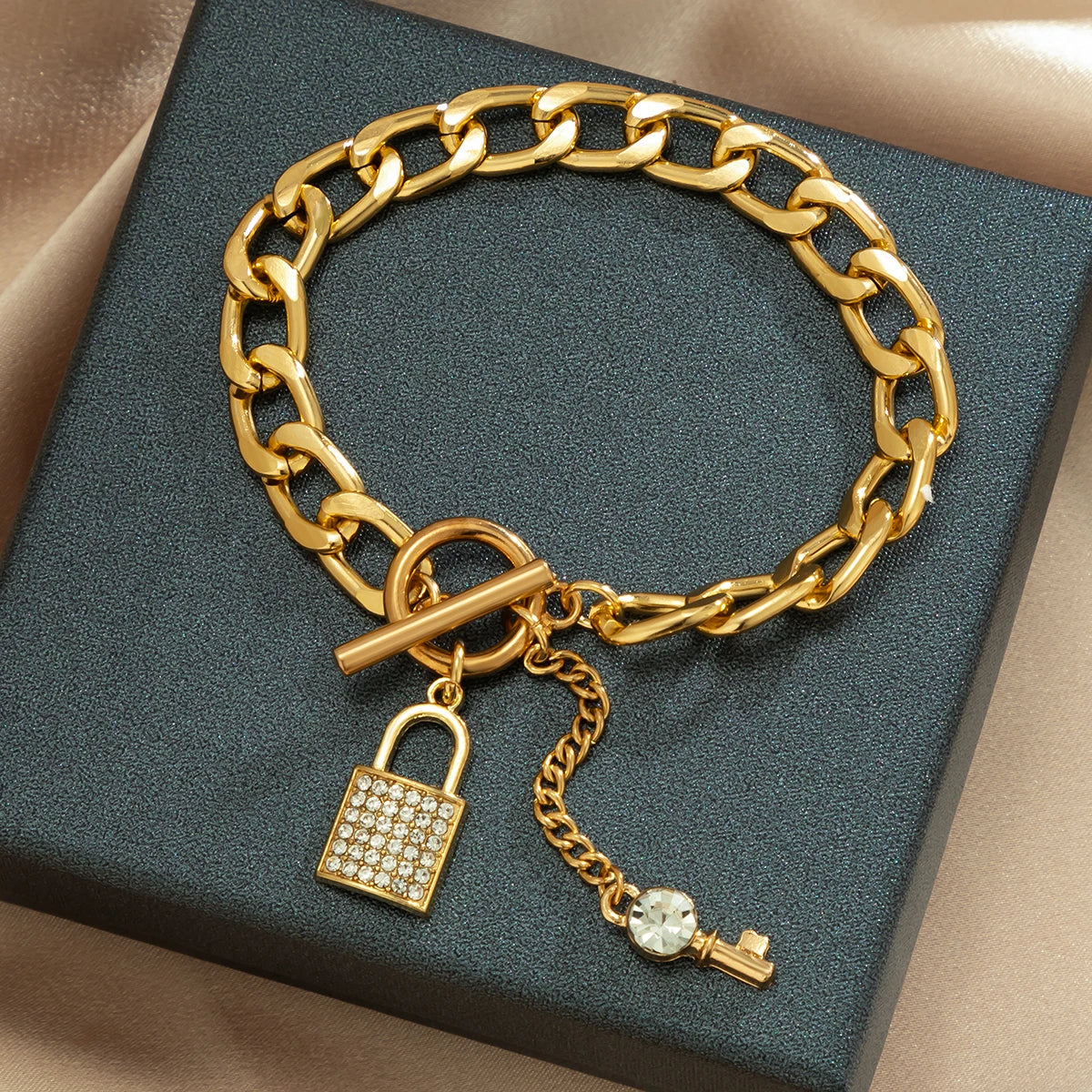 Thick Lock & Key Bracelet