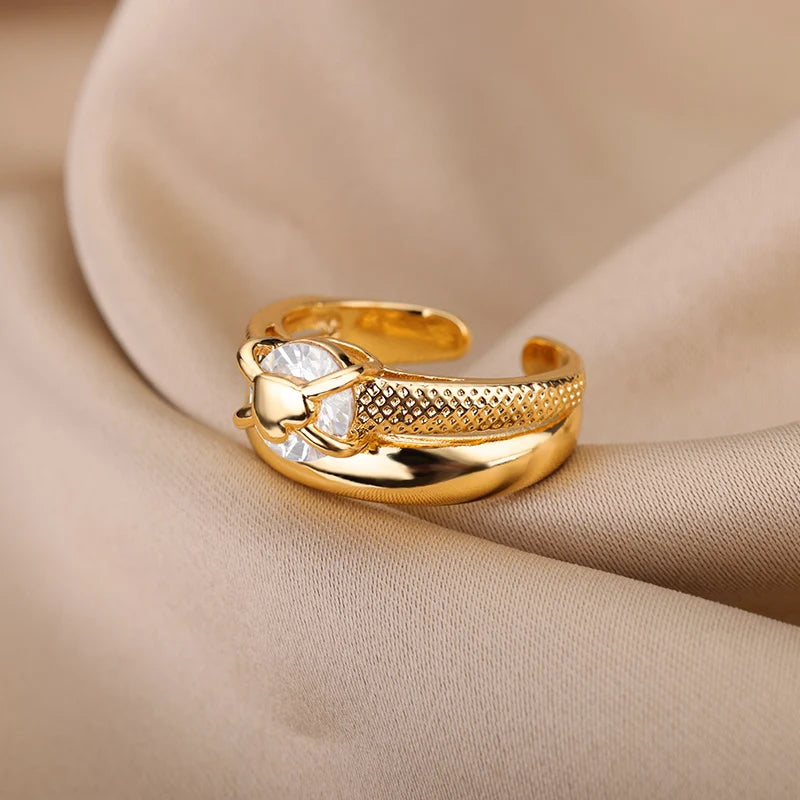 18k Golden Radiance Ring