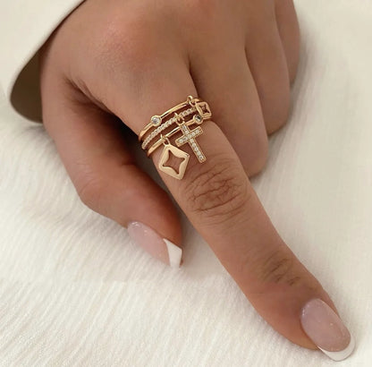 18k Cross Ring