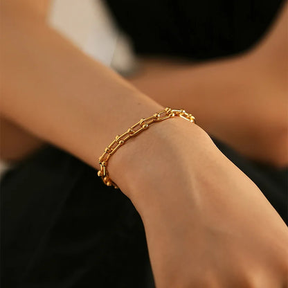 18k Chunky Horseshoe Bracelet