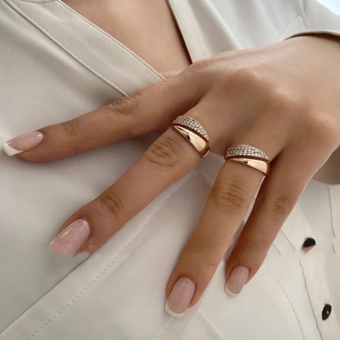 18k Elegant Curve Ring