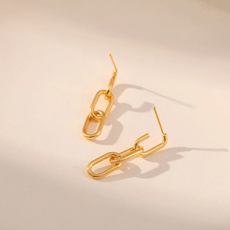 Minimal Chain Hoop Earrings