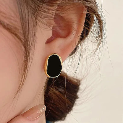 Luxury Black Geometric Earrings