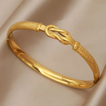 Love Knot Cuff