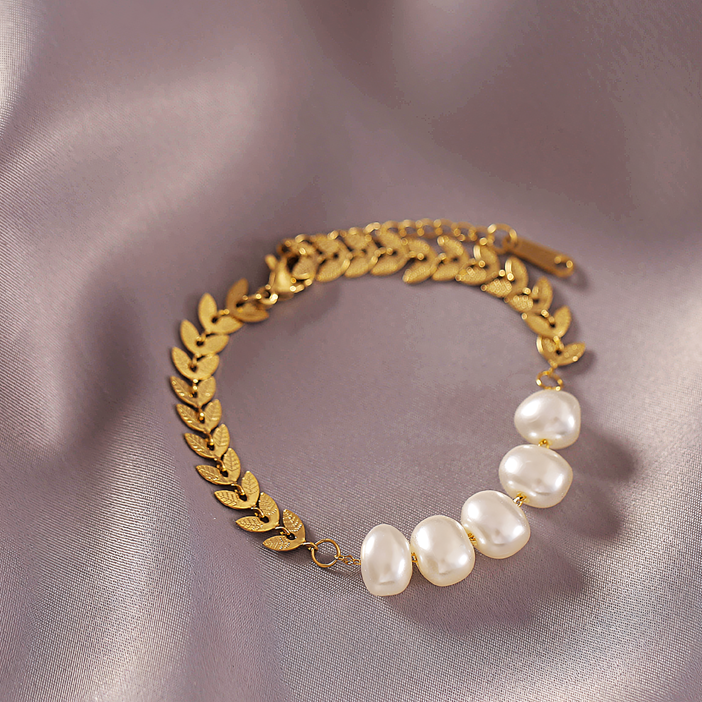 Leaf Pearl Bracelet