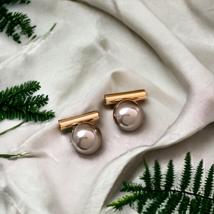 Minimal Pearl Earrings